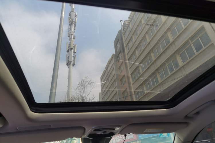 Used Lynk & Co 01 2019 2.0T Two-Wheel-Drive Pro Version China VI Standard Headliner