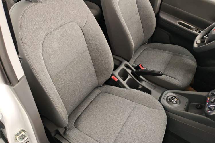 Used Wuling Hongguang New Energy 2025 Extended-Range Hybrid 50KM Comfort Version
