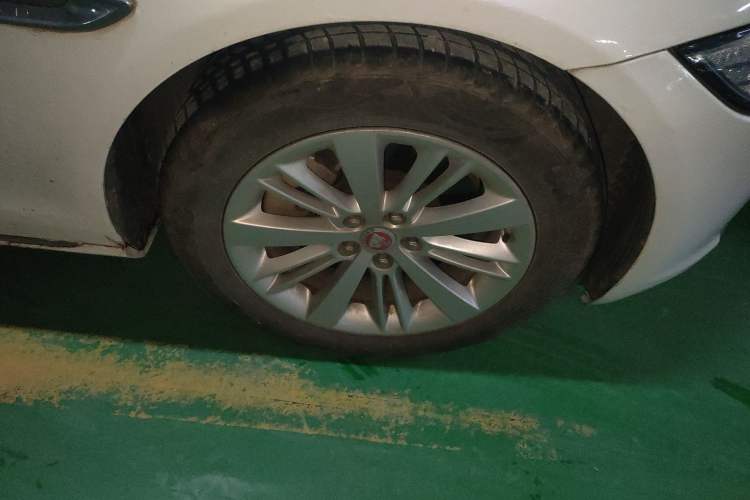 Used Jaguar XFL 2020 XFL 2.0T P200 Two-Wheel-Drive Windflower Edition
