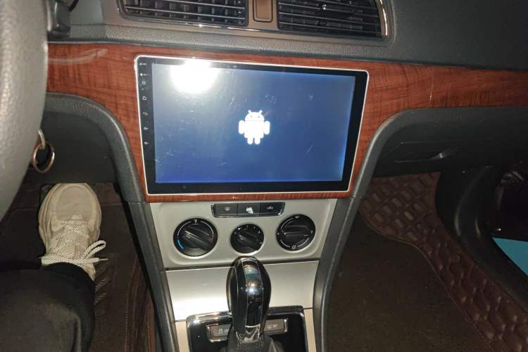 Used Volkswagen Gran Lavida 2013 1.6L Automatic Comfort Model