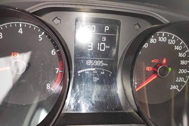 Used Volkswagen Lavida 2015 1.6L Automatic Fashion Edition
