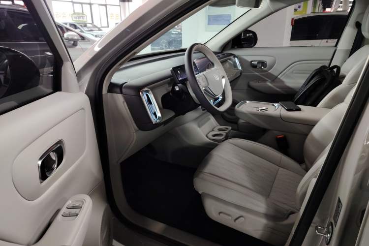 Used Leapmotor B10 2025 510 Joyful Edition Driver Seat