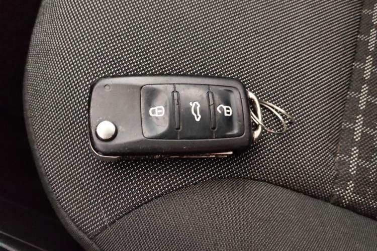 Used Volkswagen Polo 2014 1.4L Automatic Comfort Edition Interior 1