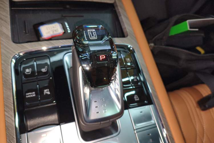 Used Tank 500 New Energy 2025 Hi4-Z
