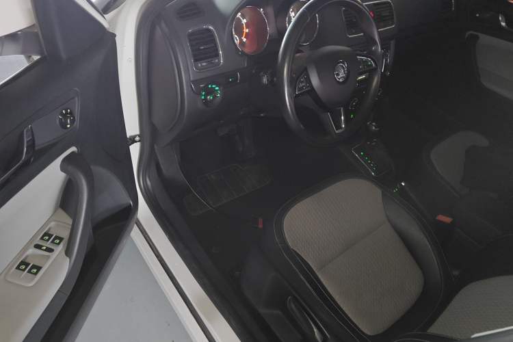 Used Skoda Yeti 2016 1.4TSI DSG Advanced Edition
