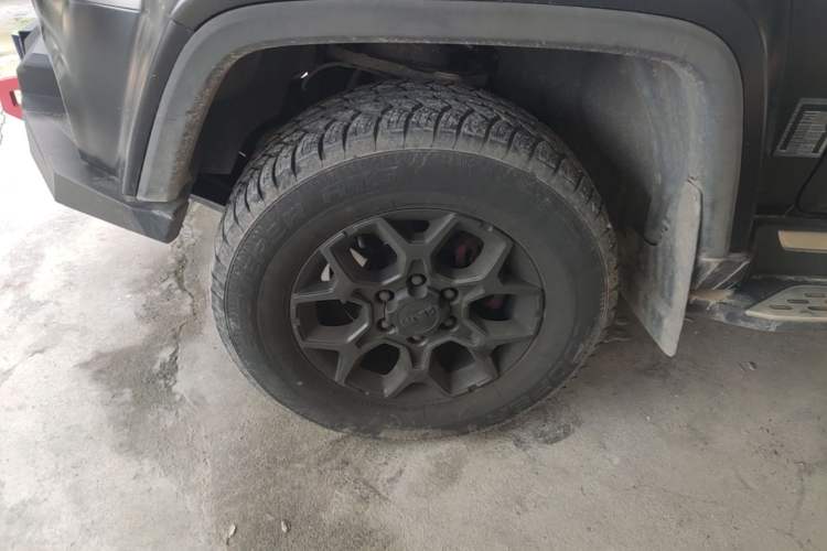 Used BAIC Off-Road BJ40 2021 2.0D Automatic Four-Wheel Drive Blade Hero Edition Adventurer Type Left Front Wheel Hub