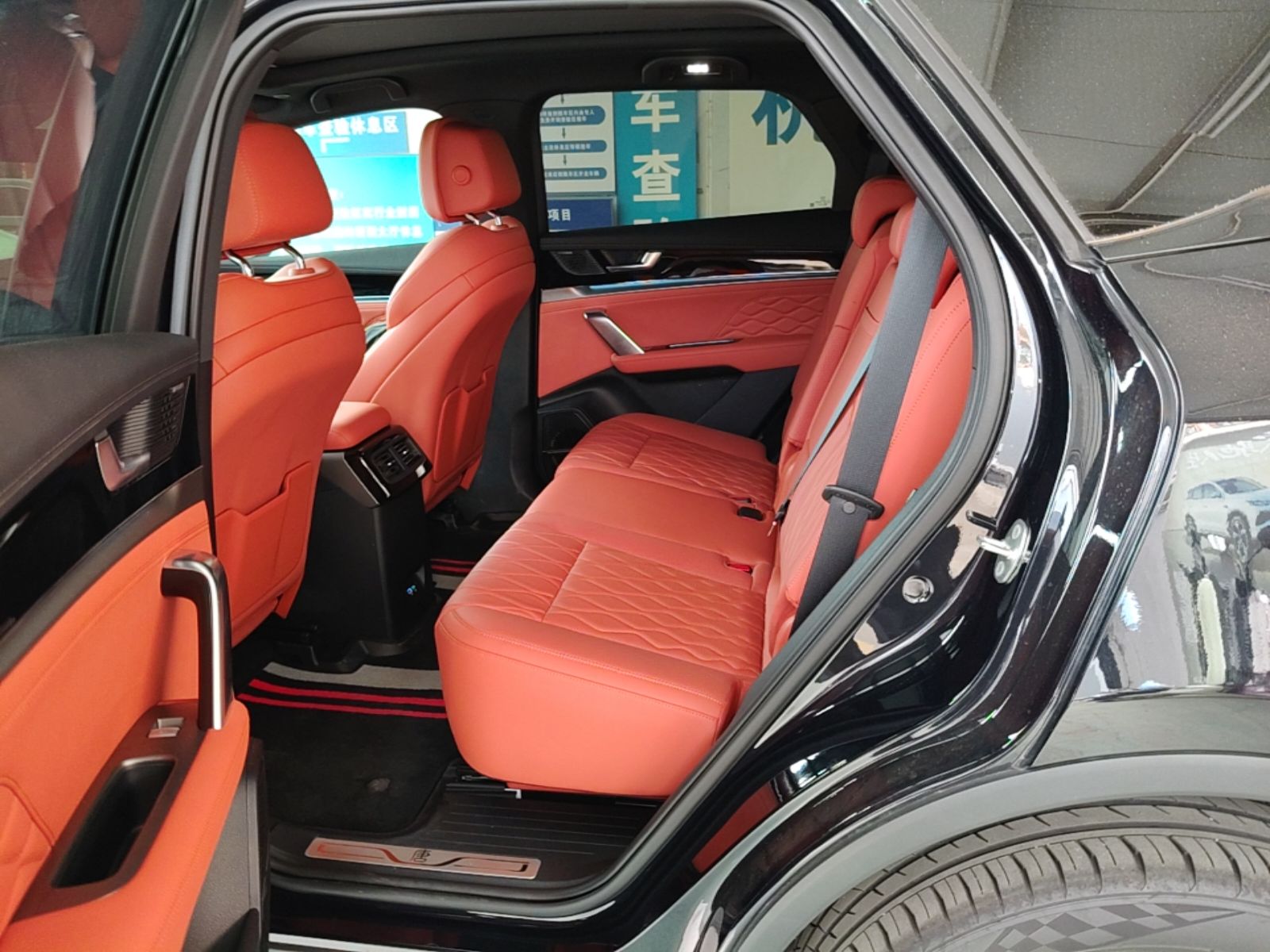 BYD Tang New Energy 2025 Model Smart Drive Version DM-i 175KM LiDAR Flagship Version — снимка 20