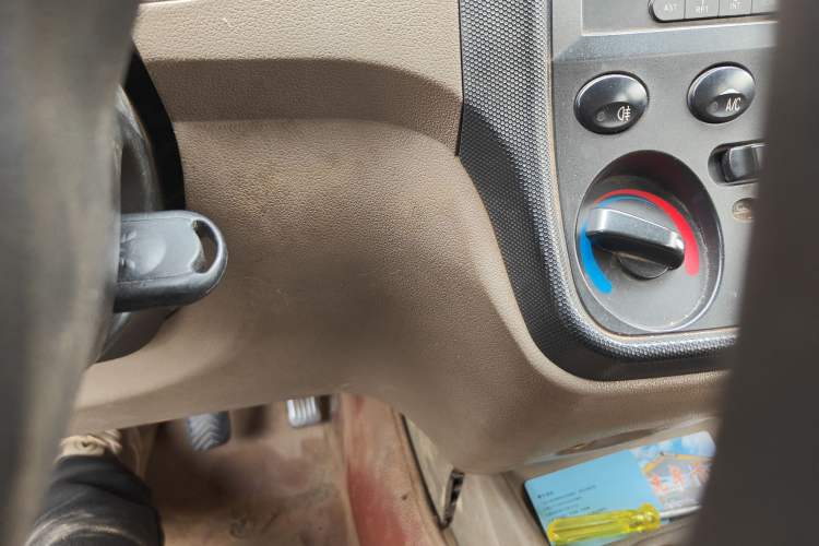 Used Wuling Hongguang 2010 1.4L Comfort Version
