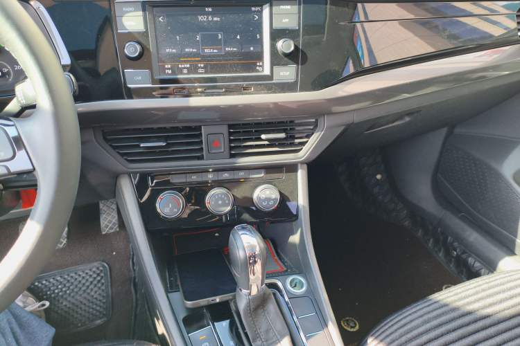 Used Volkswagen Bora 2020 1.5L Automatic Comfort Model Audio And AC Panel