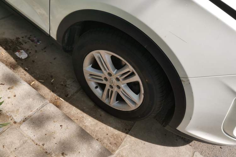 Used GAC Trumpchi GS5 2012 2.0L Manual Two-Wheel Drive Comfort Edition Right Front Wheel Hub