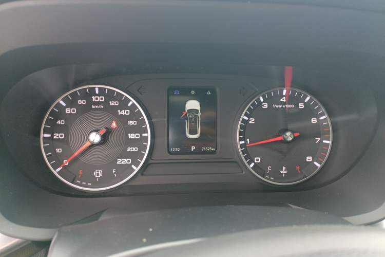 Used MG 5 2022 180 DVVT CVT Youth Style Edition
