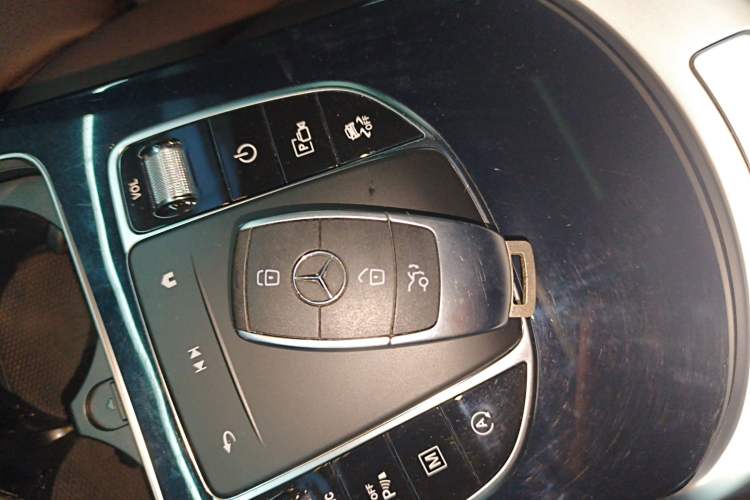 Used Mercedes-Benz GLC 2020 Facelifted GLC 260 L 4MATIC Dynamic Edition
