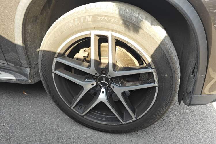 Used Mercedes-Benz GLE Coupe AMG 2017 AMG GLE 43 4MATIC Coupe SUV Right Front Wheel Hub