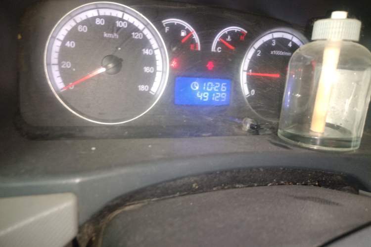 Used Foton Scenic G7 2017 2.0L Long-Wheelbase Commercial Van High Roof 2 Seats 4Q20M
