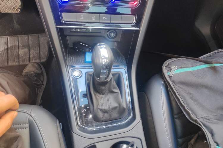 Used Volkswagen Touran 2021 Volkswagen Touran L 280TSI DSG Boundary Edition 7-Seater