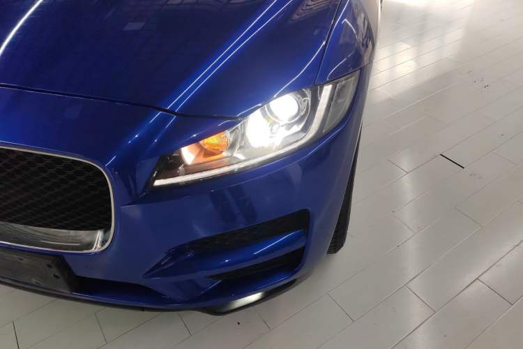 Used Jaguar F-PACE 2019 2.0T Four-Wheel Drive Urban Luxury Edition