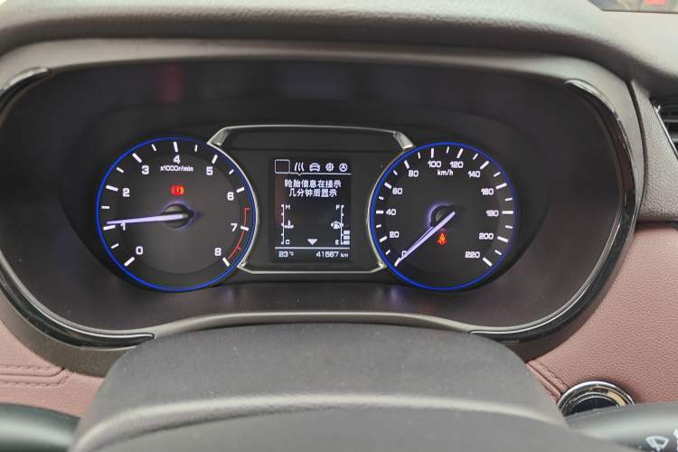 Used CHANGAN Lingxuan 2017 1.6L Manual Elite Model Instrument Cluster