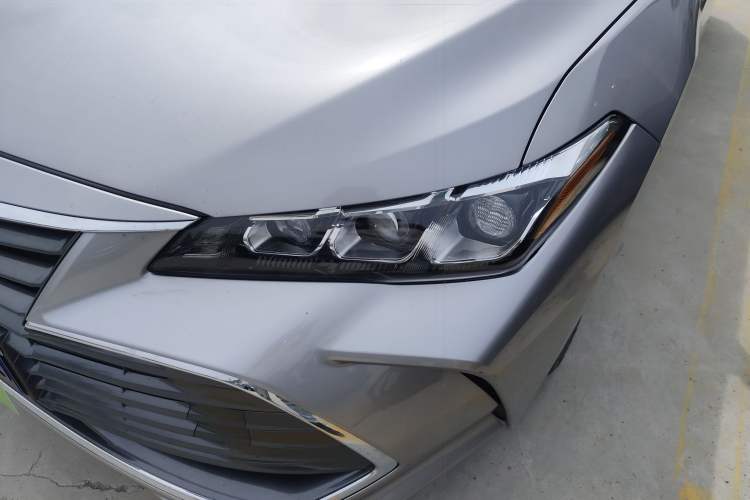 Used Toyota Avalon 2019 2.0L Luxury Edition China VI Standard Left Front Headlight