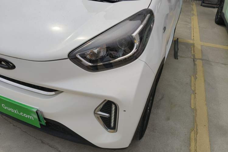 Used Chery Little Ant 2022 Revised Version Sweet Pink Edition Half-Sugar Version Lithium Iron Phosphate 30.7 kWh 30 kW 301 km
