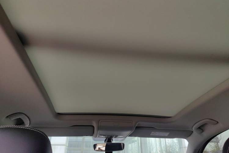 Used Volkswagen Tiguan L 2021 330TSI Automatic Two-Wheel Drive R-Line Enhanced Edition Headliner