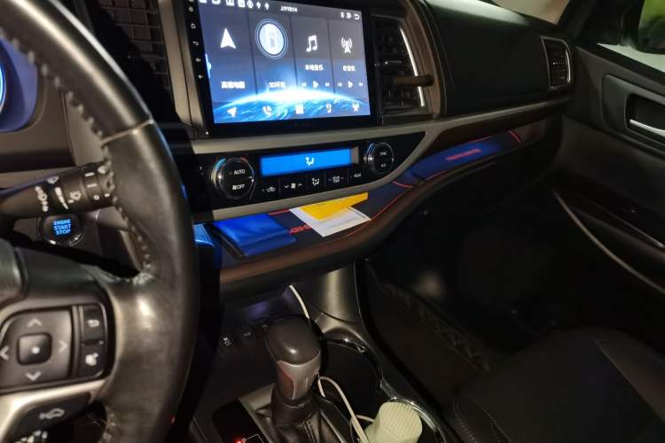 Used Toyota Highlander 2017 2.0T Four-Wheel Drive Ultimate Edition 7 Seats