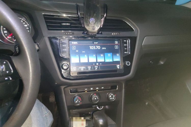 Used Volkswagen Tiguan L 2017 330TSI Automatic Two-Wheel Drive Luxury Edition
