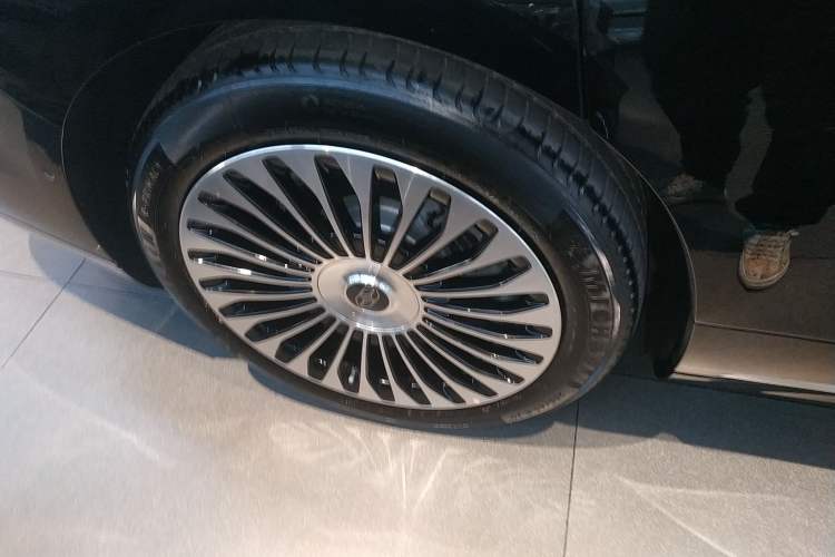 Used Hima S9T 2025 Model Range-Extended Ultra Long-Range Version Right Rear Wheel Hub