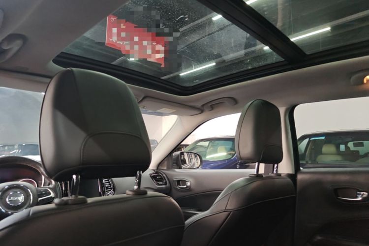 Used Jeep Compass 2019 220T Automatic Family Edition
