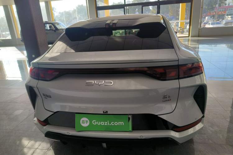 Used BYD Song L EV 2025 Intelligent Driving Version 662 km LiDAR Excellence Edition

