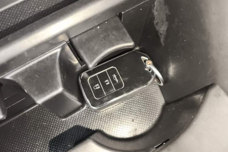 Used Honda Crider 2019 180 Turbo CVT Luxury Edition China VI Emission Standard Vehicle Key