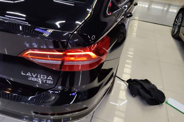 Used Volkswagen Lavida 2022 280TSI DSG Comfort Edition
