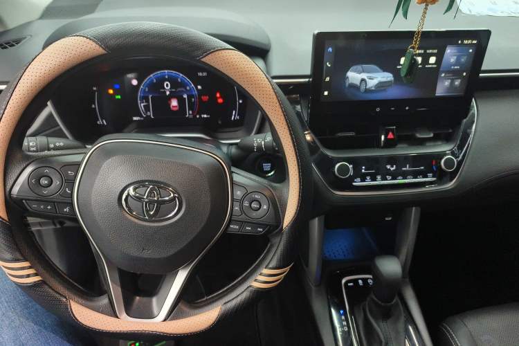 Used Toyota FRONTLANDER 2024 2.0L CVT Leading Plus Edition
