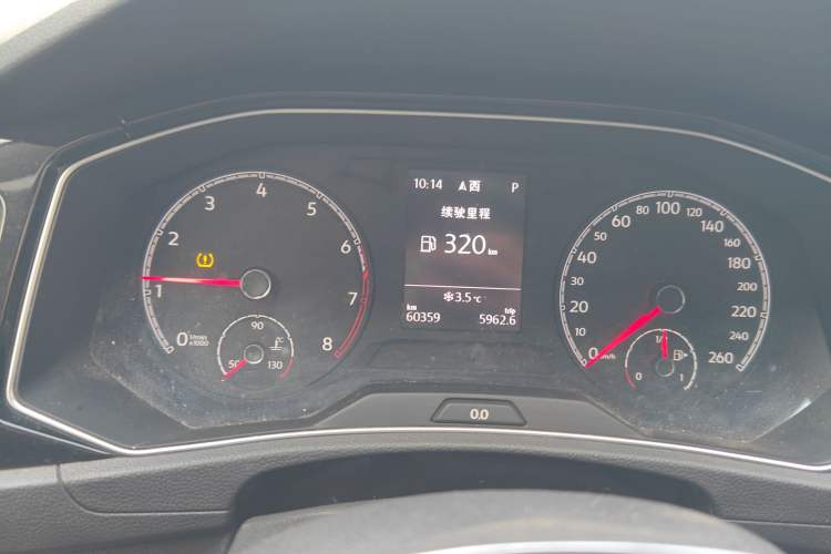 Used Volkswagen T-ROC 2019 280TSI DSG Two-Wheel Drive Comfort Version China VI Standard
