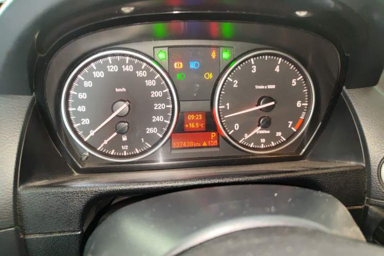 Used BMW X1 2014 sDrive18i Leading Model
