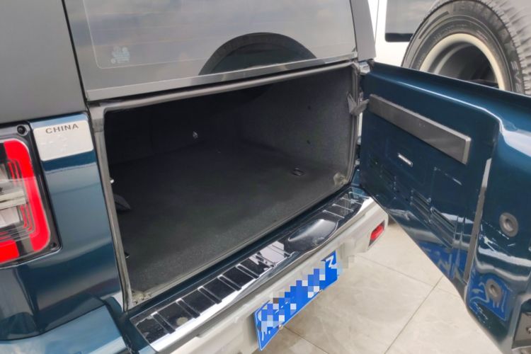 Used BAIC Off-Road BJ40 2019 Updated Version 2.0T Automatic All-Wheel Drive Urban Hunter Edition Premium China V Emission Standard