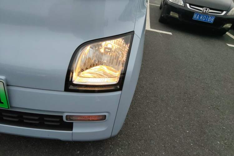 Used Wuling Air ev 2023 - Four Seats - Standard Edition