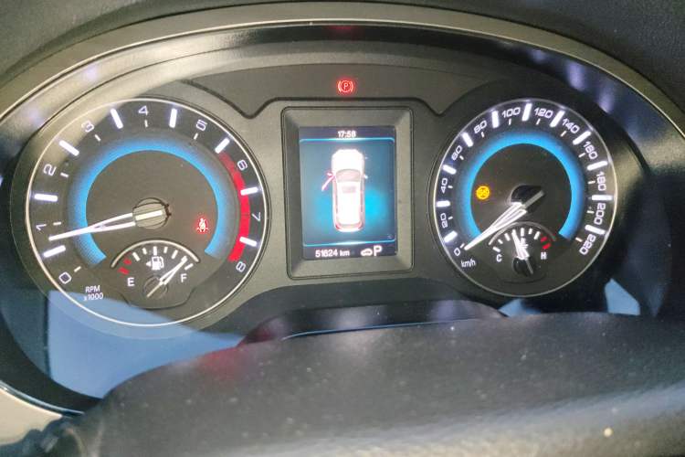 Used Haval H2 2018 Red-Label 1.5T Dual-Clutch Two-Wheel-Drive Luxury Model