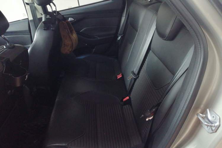 Used Ford Focus 2015 Hatchback EcoBoost 125 Automatic Supreme Style Edition