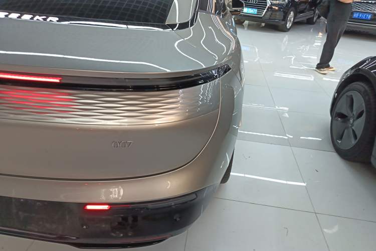 Used Zeekr 007 2024 Rear-Drive Enhanced Version 75 kWh