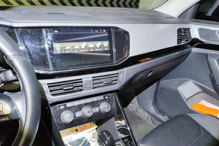 Used Volkswagen Tayron 2019 330TSI Two-Wheel Drive Luxury Model China VI Standard
