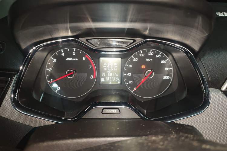 Used Baojun 310W 2018 1.5L Automatic Luxury Version China VI Emission Standard