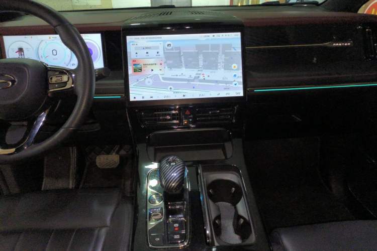 Used GAC Trumpchi M8 2023 Zongshi Series 400T Flagship Edition Audio And AC Panel