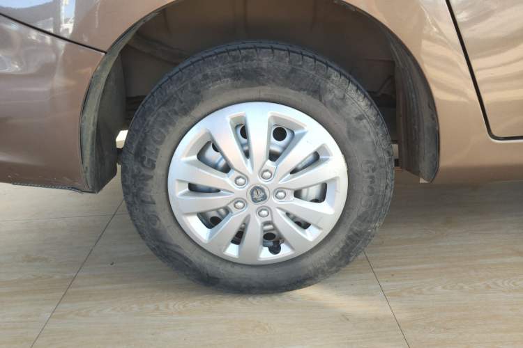 Used Foton Gatu ix5 2016 1.5L Zhiyue Model
