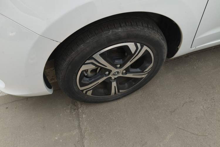 Used CHANGAN OSHAN Benni E-Star 2022 Qingxin Edition Colorful Model Lithium Iron Phosphate
