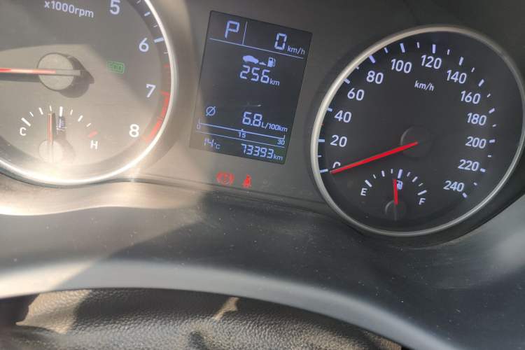 Used Hyundai Celesta 2018 1.6L Automatic GL Enjoyment Edition China VI compliant Odometer Close Up