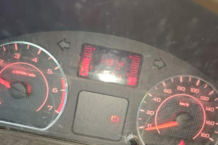 Used Wuling Rongguang 2021 1.5L Extended Basic Window-Sealed 5-Seat L3C Car
