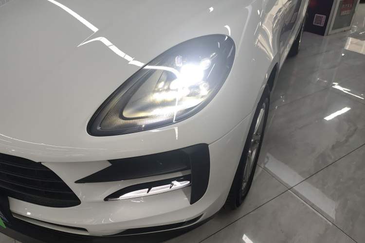 Used Porsche Macan 2018 Macan 2.0T Left Front Headlight