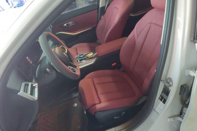 Used BMW 3 Series 2025 330Li M Sport Shadowline Package
