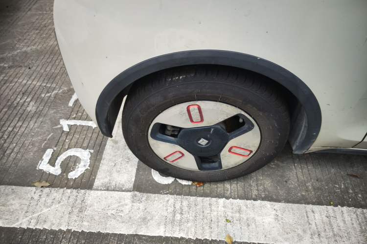 Used Baojun KiWi EV 2021 Designer Lithium Iron Phosphate
