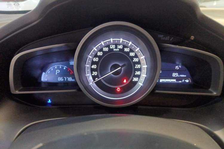 Used Mazda CX-4 2016 2.0L Automatic 2WD Blue Sky Dynamic Edition
